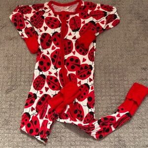 Little Sleepies love bug print lady bug zippie 12-18 months